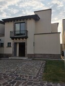 3 recamaras en venta en praderas de la hacienda celaya