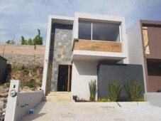 4 cuartos, 189 m casa en venta en fracc vistas altozano mx18-ew5352