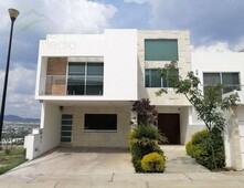 Casa en venta en Cumbres del Lago Juriquilla para inversionista Queretaro