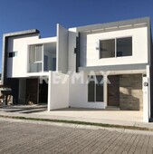 casa nueva en venta al poniente