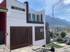 Casa VENTA Monterrey BALCONES DE LAS MITRAS 4 Recamaras BUEN ESTADO Todo Cerca