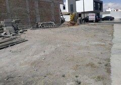 EXCELENTE TERRENO EN ESQUINA PLANO Y LISTO PARA CONSTRUIR!!!