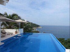 HERMOSA CASA CON LA MEJOR VISTA EN ACAPULCO