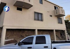 Se vende casa de 5 recámaras en col. Hidalgo, Tijuana