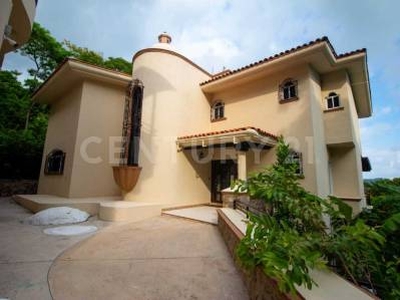 Casa en venta en Fraccionamiento Pichilingue, Acapulco de Juárez, Guerrero