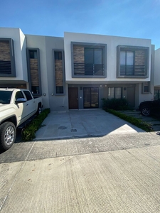 CASA EN VENTA ZAPOPAN