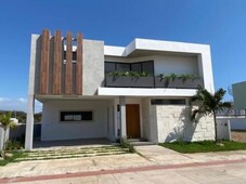 3 cuartos, 329 m las olas, casa en venta con estancia de tv, cuarto de