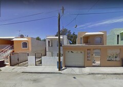 Doomos. VENTA CASA CALLE PROF EDUARDO ZAMORA ENSENADA BAJA CALIFORNIA-MVA