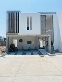 Doomos. Venta de casa con vista al mar en Lomas del Sol