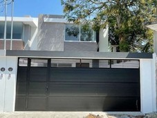 Casa en venta en la Col. Carranza, Boca del Río, Veracruz Precio $1,450,000