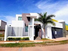 Casa en Renta en Residencial Valle Verde, Colima
