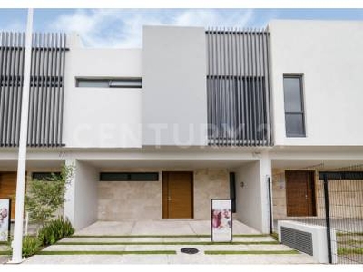 CASA CON ROOF GARDEN EN VENTA, TOSSÁ RESIDENCIAL, TLAQUEPAQUE JAL