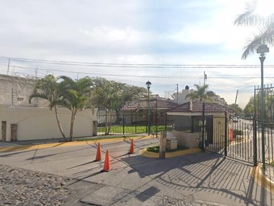 Doomos. Casa - Residencial Plaza Guadalupe