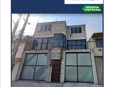 Casa en venta C. 22 18, Estado De Mexico, 57210 Cdad. Nezahualcóyotl, Méx., México