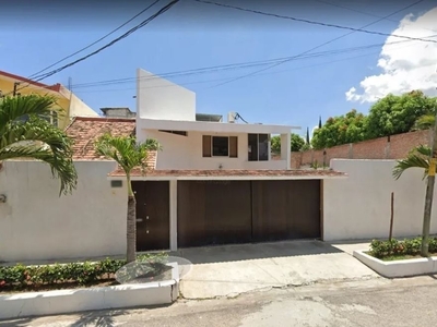 Casa En Venta De Recuperación Bancaria En Tuxtla Gtz, Chiapas. Fjma17