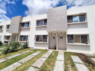 Casa En Venta En La Sm332, Jardines Dle Sur 4 Cancun Quintana Roo.