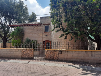 Jurica, Raquet Club, Hermosa Y Espaciosa Casa En Fraccionamiento Campestre Dentro De La Ciudad De Querétaro, Qro.
