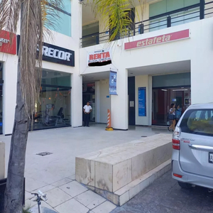 Renta De Local Comercial En Cancún Plaza Punta Tulum- Planta