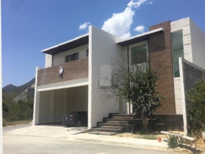 Casa en Venta en Santa Isabel Monterrey, Nuevo León