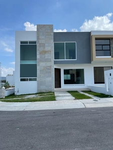 Casas en venta - 135m2 - 4 recámaras - Zibatá - $2,650,000