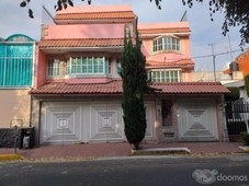 Doomos. CASA EN VENTA JARDINES DE COYOACAN