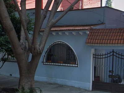 Casa Bonita En Benito Juárez De Remate Bancario