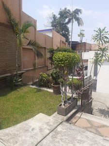 Casa Con Uso De Suelo En Cuernavaca Morelos