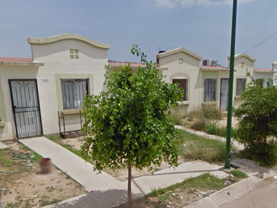 Casa En Remate Bancario, Ubicada En Misión Viñadaco, Villa Del Sol, Culiacán, Sinaloa, C.p. 80194- Arm