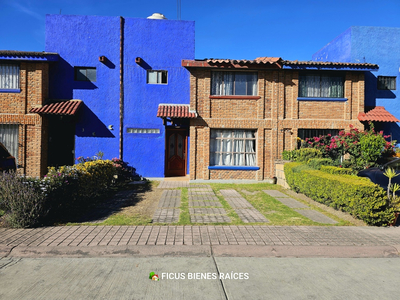 Casa En Venta En Toluca, Colonia Cientificos