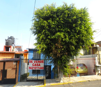 Se Vende Casa En Lomas De Boulevares, Cumbres Del Valle, Tlalnepantla, Estado De México, Cerca De Valle Dorado.