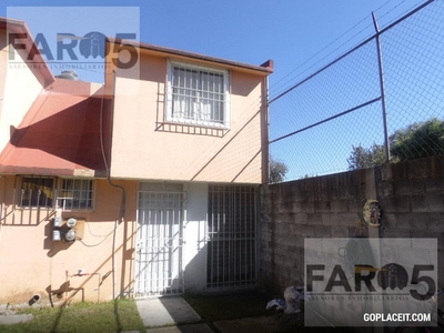 Casa en Renta - Fracc. Galaxia San Lorenzo, Mpio. Toluca, CP. 50010, México, Galaxia Toluca - 4 habitaciones - 1 baño