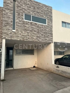 CASA EN VENTA ZONA MIRAFLORES