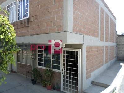 Casa en venta Calle Flamingos, Fraccionamiento Bulevares Del Lago, Nicolás Romero, México, 54473, Mex