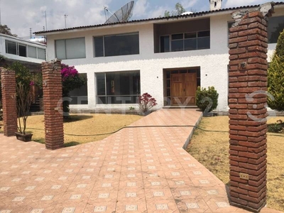 Casa en Venta en Álvaro Obregón, CDMX, México. ...