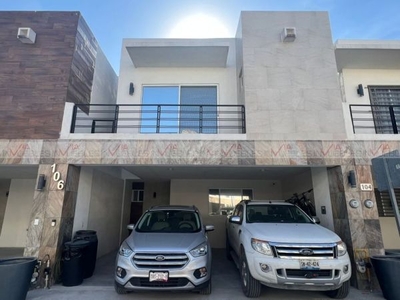 Casa En Venta En Orion Residencial, Apodaca, Nuevo León