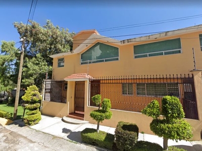 Hermosa Casa. Col. Brisa Naucalpan de Juárez. Recuperacion Bancaria alma*77L