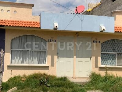 Casa en Venta desarrollada en un nivel.