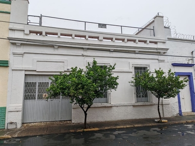 CASA EN VENTA ESTILO COLONIAL CENTRO GDL