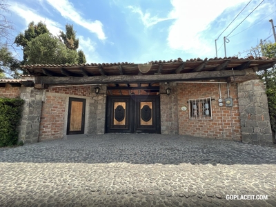 Casa, RESIDENCIA EN VENTA CACALOMACAN CALZADA DE LOS JINETES TOLUCA