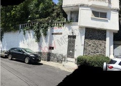 Casa en Venta como terreno 400 m2 en Lomas Reforma $17,000,000 MXN