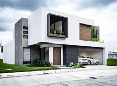 CASA EN VENTA FRACC. PALMAS GREEN SOBRE BOULEVARD