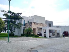 Doomos. Casa - Fraccionamiento Pavorreal, Pueblo de José G. Parres, Jiutepec, Morelos