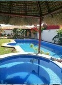 en venta, hermosa casa con jardin y alberca en cuernavaca - 3 recámaras - 2 baños - 123 m2