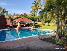 Venta Casa Bosques de Palmira, Cuernavaca, onamiento Bosques de Palmira - 5 baños - 400.00 m2