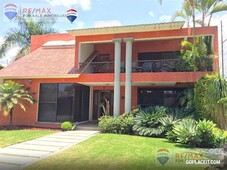 Venta de casa en Lomas de Cortes, Cuernavaca, Morelos…Clave 3864, Lomas de Cortes - 10 recámaras - 3 baños