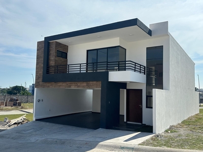 Doomos. Casa en venta en Lomas del Dorado Boca del Río Veracruz