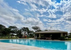 venta de terreno con vista a amenidades en privada oasis, yucatán country club
