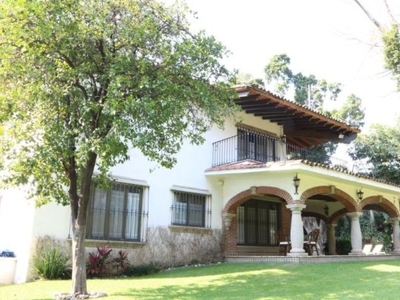 CASA EL ZAPOTE