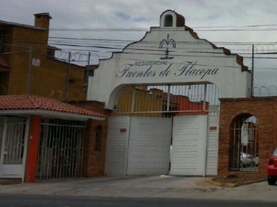 Casa en Fraccionamiento Fuentes de Tlacopa, Toluca