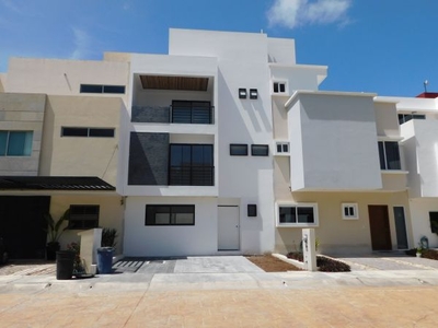 Casa en Preventa en Cancún - Residencial Arbolada (Mangle)